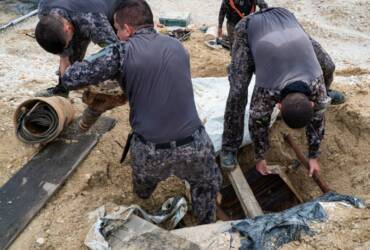 Força tarefa federal destrói 23 bunkers usados pelo garimpo ilegal na Terra Indígena Sararé