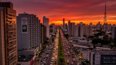Frente fria chega em Cuiabá com queda brusca de temperatura