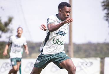 Uberlândia x Betim: onde assistir ao vivo, horário e escalações pela Série D 2026. Imagem: Giovanni Mendes/Uberlândia EC