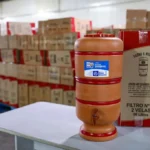 Governo de MT entrega filtros de barro a Cuiabá e conclui distribuição