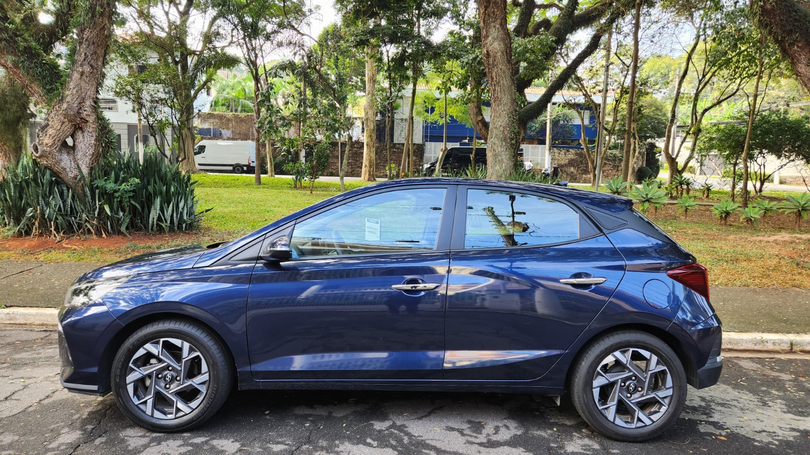 Hyundai HB20 encara concorrência acirrada entre os hatches compactos Sérgio Dias (14)