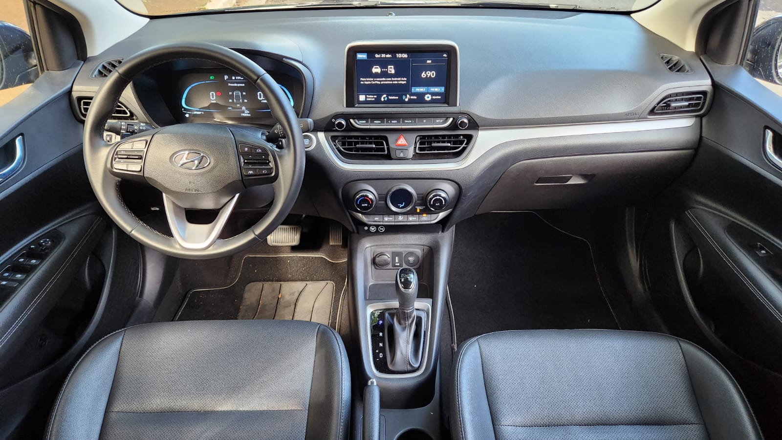 Hyundai HB20 encara concorrência acirrada entre os hatches compactos Sérgio Dias (8)