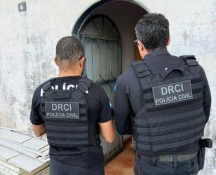 Polícia Civil cumpre mandados contra investigados por produção e armazenamento de pornografia infantil