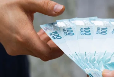 Procura por crédito cresce no Brasil e acende alerta para riscos do endividamento