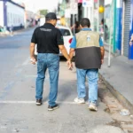 Prefeitura de Cuiabá reforça desobstrução de calçadas na Rua 13 de Junho para garantir mobilidade