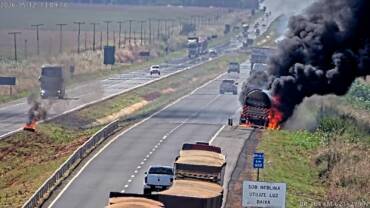 Incêndio em carreta com etanol mobiliza bombeiros e interdita BR-163 em Nova Mutum