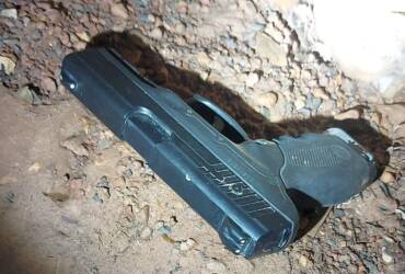 Polícia Militar prende suspeitos após homicídio e tortura em área de mata em Cáceres
