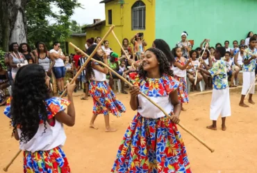 Festival celebra cultura africana no Quilombo Urbano Mineiro Pau