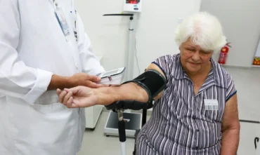 Saúde: pessoas 50+ devem concentrar metade do consumo em 2044