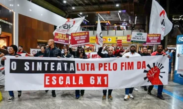 Escala 6x1 é alvo de manifestação no Aeroporto de Guarulhos