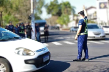 Agente de transito em cuiaba