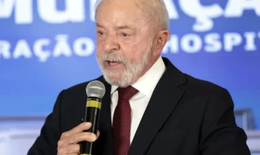 Lula inicia radioterapia preventiva após retirada de lesão no couro cabeludo
