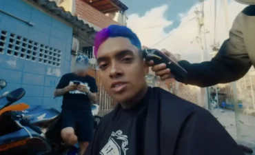 MC Brinquedo anuncia fim do funk para seguir Jesus