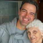 Tadeu Schmidt anuncia morte da mãe aos 92 anos e emociona fãs