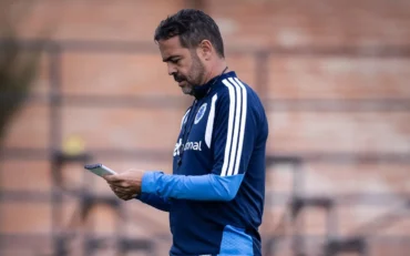 Artur Jorge, técnico do Cruzeiro
