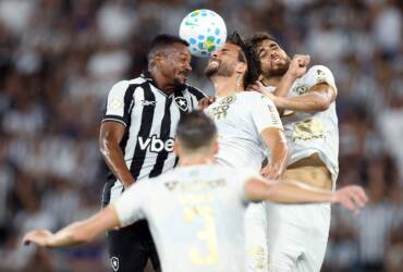 Chapecoense x Botafogo: onde assistir, escalações e tudo sobre o duelo decisivo da Copa do Brasil 2026. Imagem: Vitor Silva/BFR