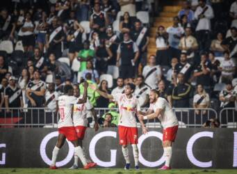 RB Bragantino x Carabobo: onde assistir, escalações e o que esperar do duelo decisivo pela Sul-Americana. Imagem: Ari Ferreira/RB Bragantino