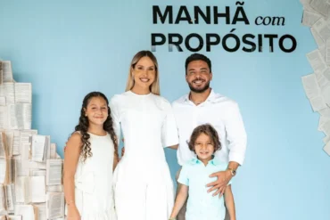 Wesley Safadão rebate rumores de crise no casamento com Thyane