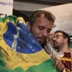 Avila perde a mãe enquanto ativista segue preso em Israel