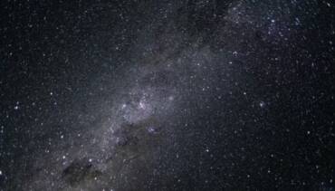 Imagem da via Láctea capturada pela missão Artemis II