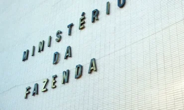 Inflação sobe para 4,5% após impacto do petróleo, diz Fazenda