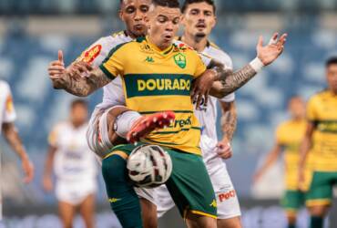 Onde assistir Náutico x Cuiabá ao vivo pela Série B 2026. Imagem: AssCom Dourado
