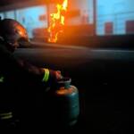 Vazamento de gás: Bombeiros agem rápido e evitam tragédia em incêndio residencial