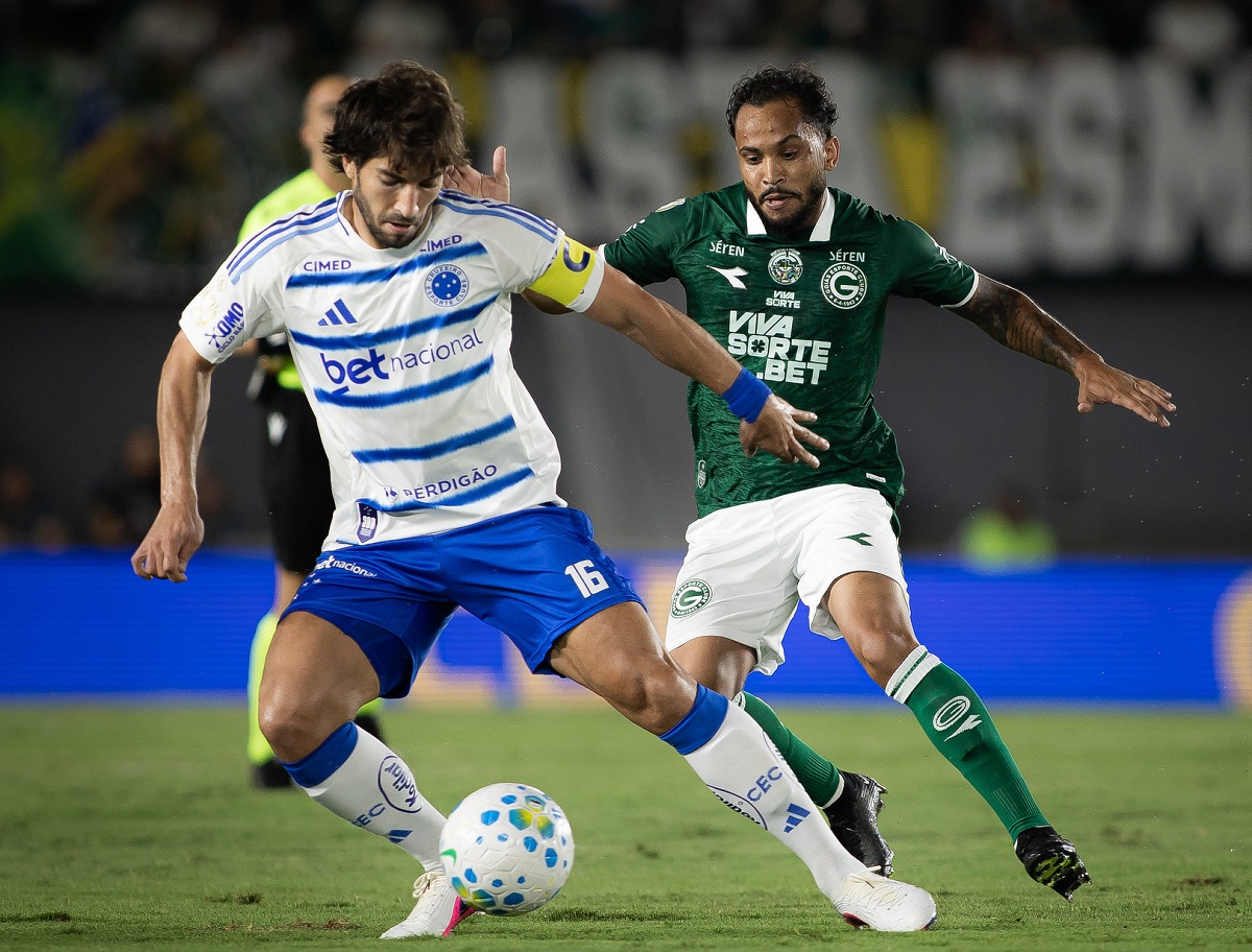 Cruzeiro x Goiás: onde assistir, escalações e tudo sobre o duelo decisivo pela Copa do Brasil. Imagem: Gustavo Aleixo/Cruzeiro