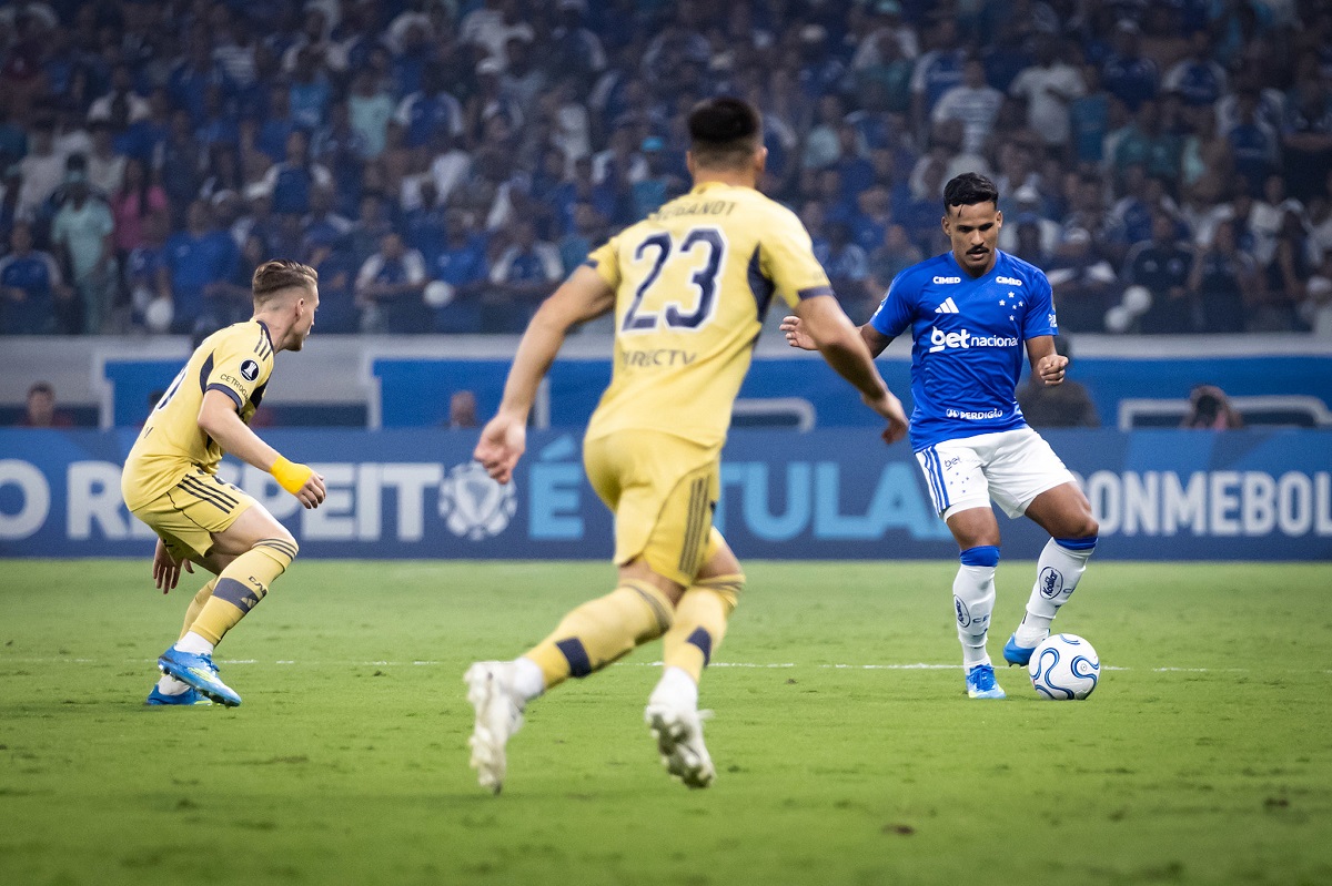 Boca Juniors x Cruzeiro: onde assistir ao vivo, escalações e tudo sobre o duelo decisivo da Libertadores. Imagem: Gustavo Aleixo/Cruzeiro