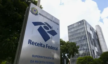 Arrecadação federal registra recorde de R$ 278 bilhões em abril