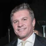Vorcaro segue preso após voto de Mendonça no STF