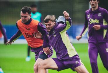 Everton x Manchester City: onde assistir ao vivo, horário e tudo sobre o duelo eletrizante da Premier League. Imagem: Divulgação Everton