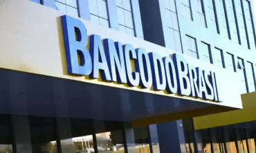 Lucro do Banco do Brasil recua 54% com agronegócio em crise