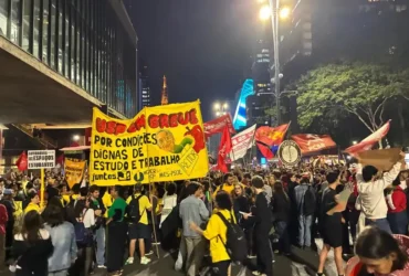 USP: protesto de estudantes cobra diálogo com reitoria durante greve