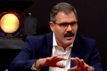 Juliano Cazarré gera reação nas redes após fala polêmica sobre violência contra mulheres