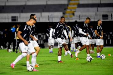 Ponte Preta x Botafogo-SP: onde assistir e escalações pela Série B 2026. Imagem: Marcos Ribolli/Ponte Preta Press
