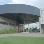 Hospital São Lucas apresenta campanha Maio Branco na Tribuna da Câmara de Lucas do Rio Verde