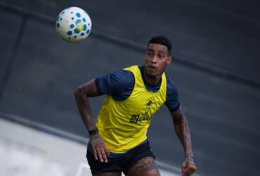 Remo x Athletico-PR: onde assistir, horário, situação das equipes e tudo sobre o duelo no Mangueirão. Imagem: Raul Martins/Remo