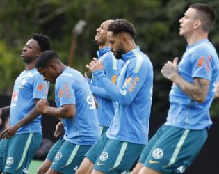 Brasil x Panamá: onde assistir, escalações e tudo sobre o último amistoso antes da Copa do Mundo. Imagem: Rafael Ribeiro e Nelson Terme/CBF