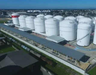 ANP propõe revisão das regras para compra e estocagem de etanol anidro no Brasil