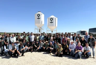 Visita à fazenda GKB destacou seleção e adaptação climática; comitiva avaliou cruzamentos, nutrição e dados
