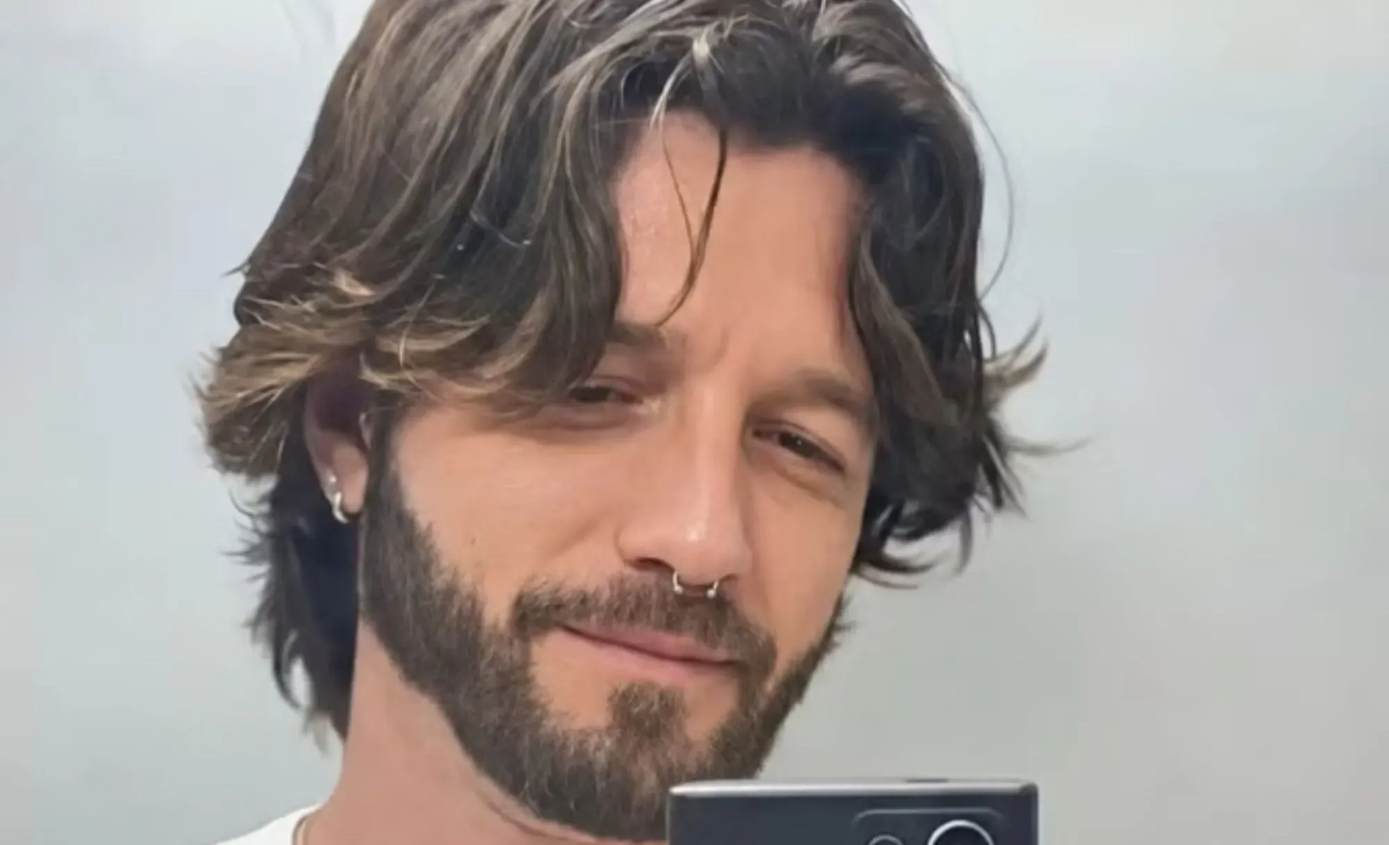 Diogo Venturieri relata susto com piercing após acidente inesperado