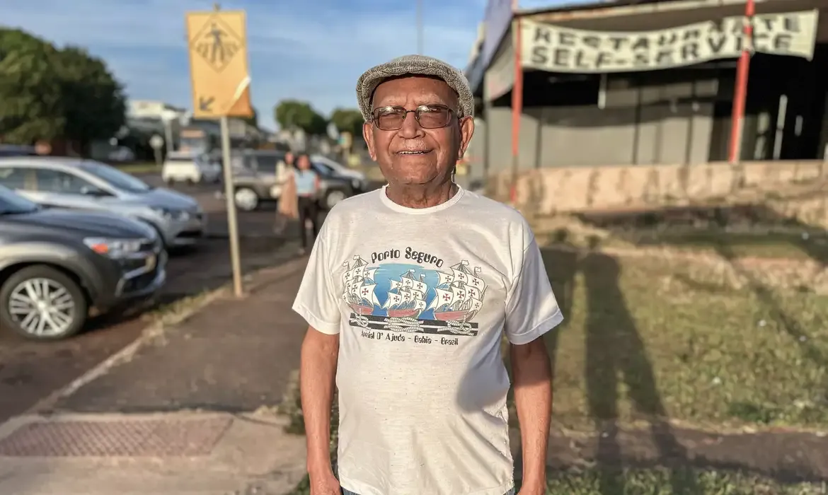 Torcedor de 91 anos em sua 20ª Copa aposta no hexa na Copa