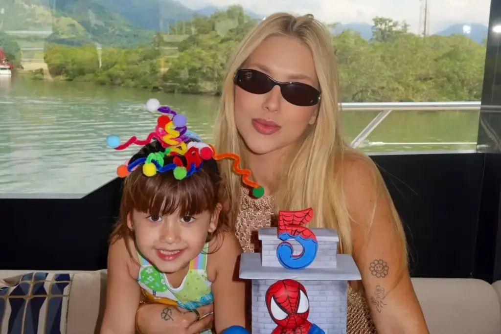 Depressão na gestação Virginia Fonseca: Influenciadora relembra crise e culpa na gravidez de Maria Alice