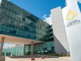 Câmara Legislativa do DF extingue escala 6x1 para terceirizados