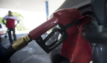 Governo inicia retirada gradual de subsidios aos combustiveis e encerra apoio ao diesel
