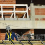 Construção empregou 2,5 milhões de trabalhadores e movimentou R$ 95,6 bilhões em salários