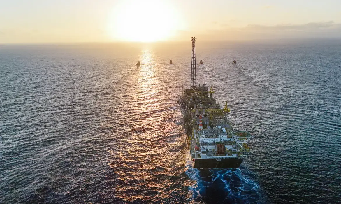 Petrobras compra 50% do bloco Itaimbezinho no pré-sal de Campos