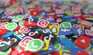 Monetização de menores em redes sociais recebe novos critérios do CNJ