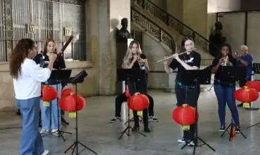 Orquestra juvenil feminina do Rio leva música brasileira à China em turnê internacional